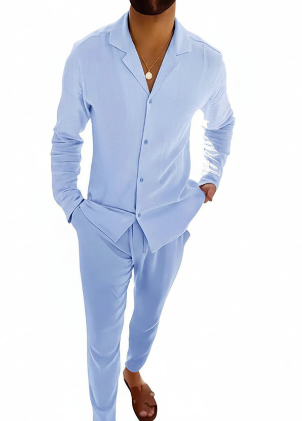 Stylish and comfortable mens set in breathable fabric.