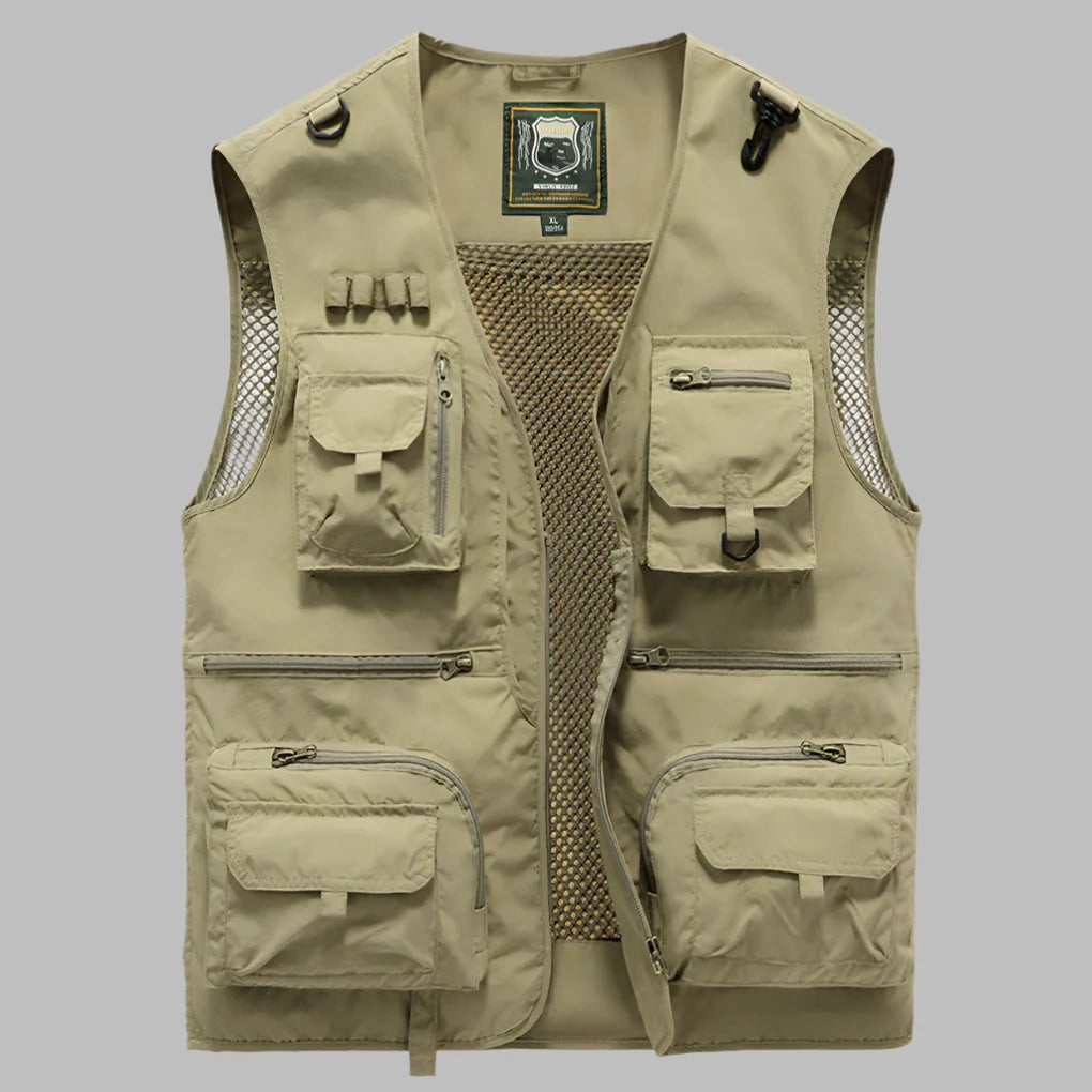 Casual men's summer vest designed for comfort and utility, featuring water-resistant material.