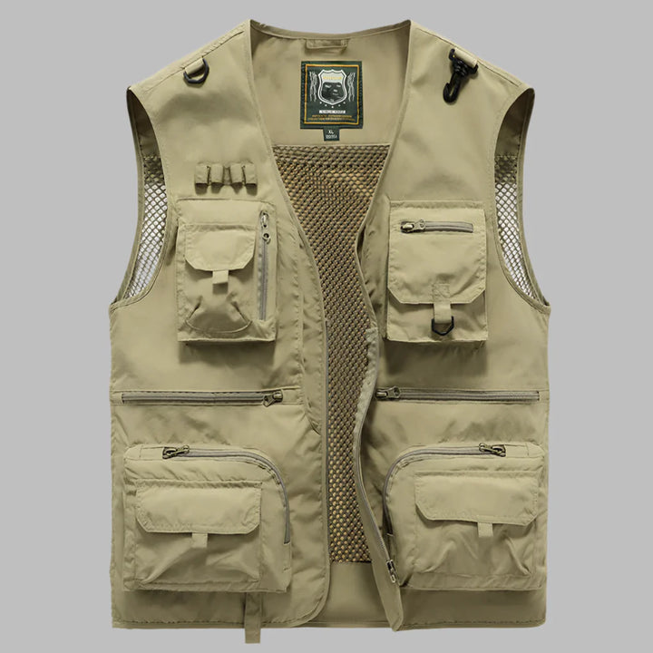 Casual men's summer vest designed for comfort and utility, featuring water-resistant material.