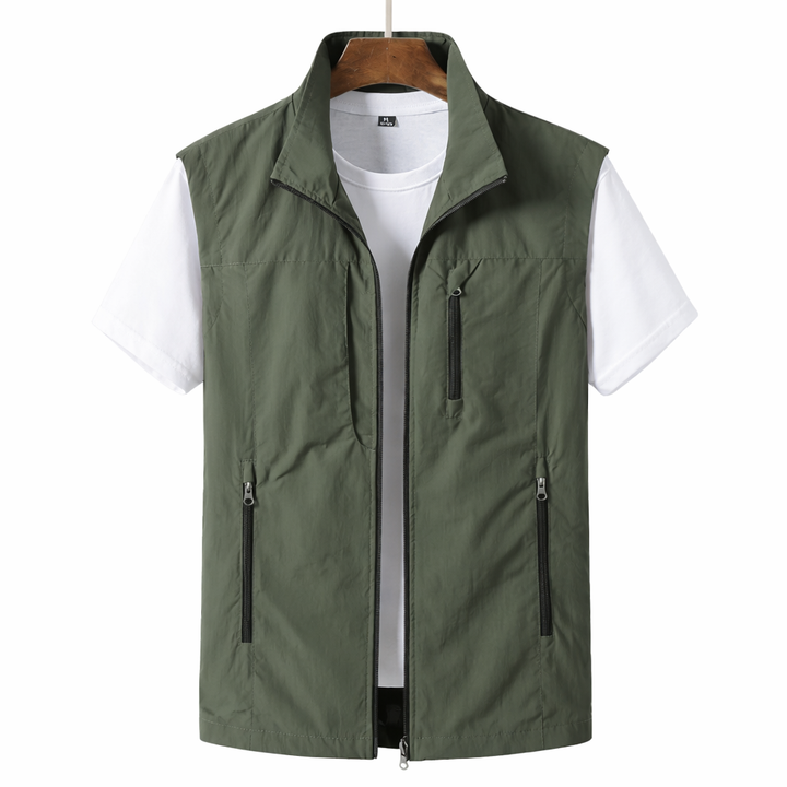 Men's lightweight utility gilet vest in gray, perfect for versatile layering and casual outdoor style.