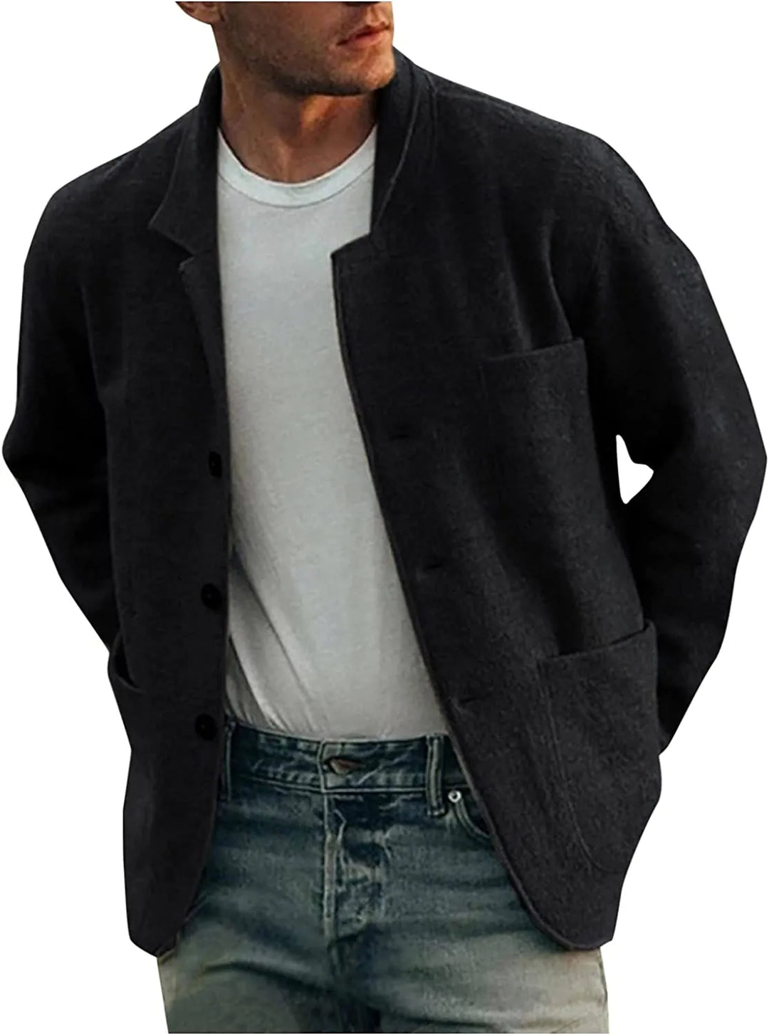 Versatile men's lightweight blazer, designed with pockets for practicality in both casual and business settings.