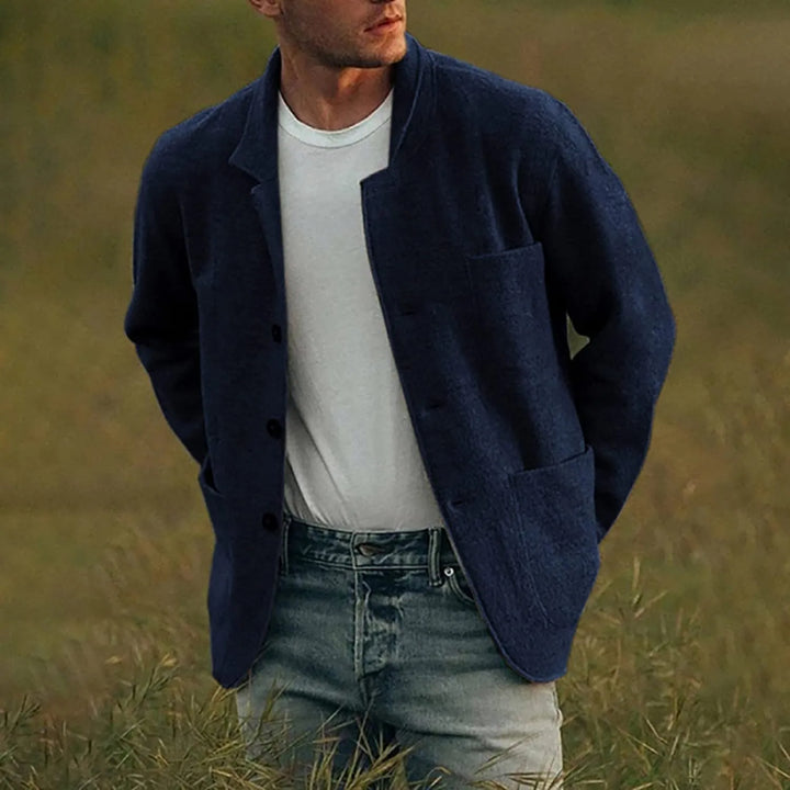 A versatile men's lightweight blazer jacket with practical pockets, enhancing any casual elegance outfit.