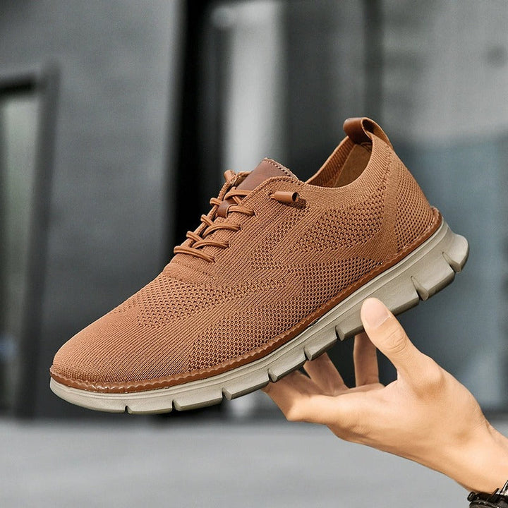 Men's low-top lightweight walking shoes, superior cushioning for all-day comfort & active pursuits.