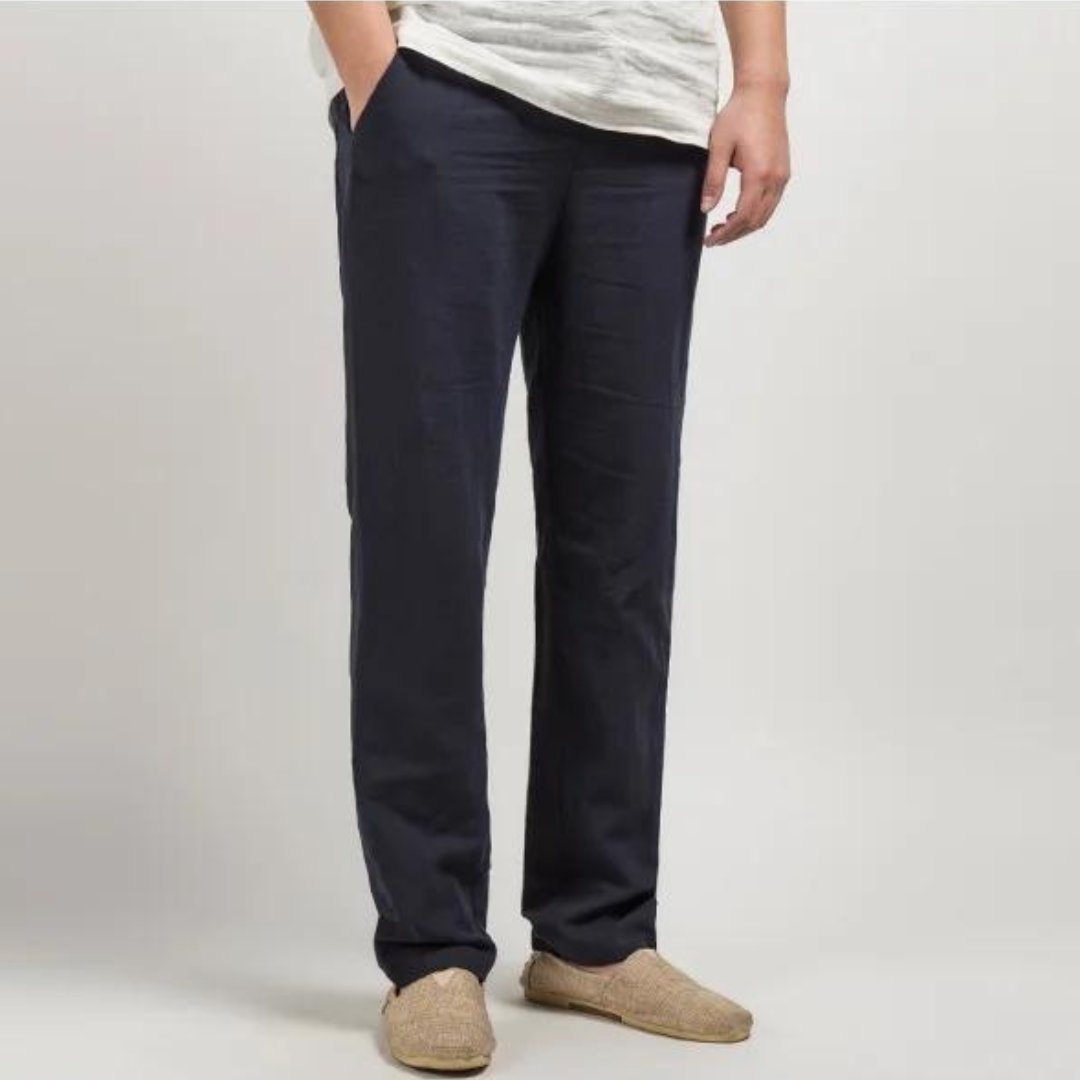 Men's breathable straight leg linen trousers, elastic waist for maximum comfort during summer casual activities.
