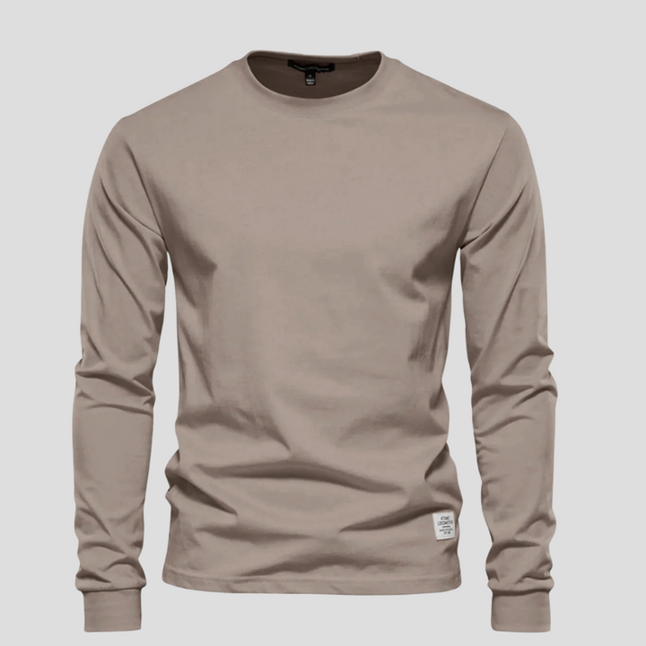 Men's fashion long-sleeve round-neck shirt, providing comfort & style for versatile everyday wear.