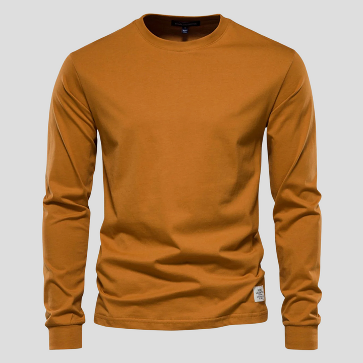 Comfortable men's crew neck long-sleeve tee, a versatile basic for layering or standalone style.