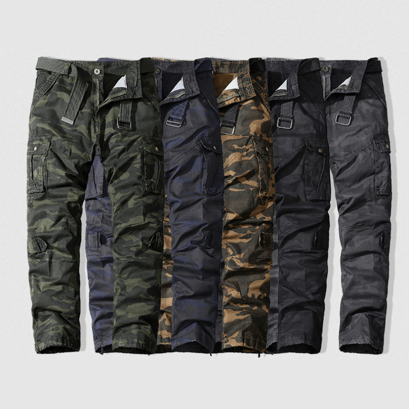 Men's loose fit cargo trousers in a versatile color, perfect for comfortable casual wear & everyday style.