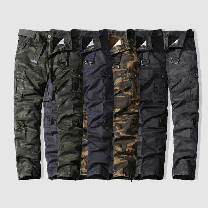 Men's loose fit cargo trousers in a versatile color, perfect for comfortable casual wear & everyday style.