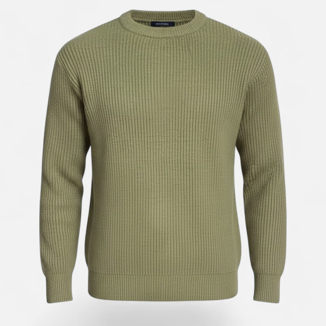 Men's loose fit Korean style sweater in cozy knit. Perfect for modern, stylish autumn & winter outfits.