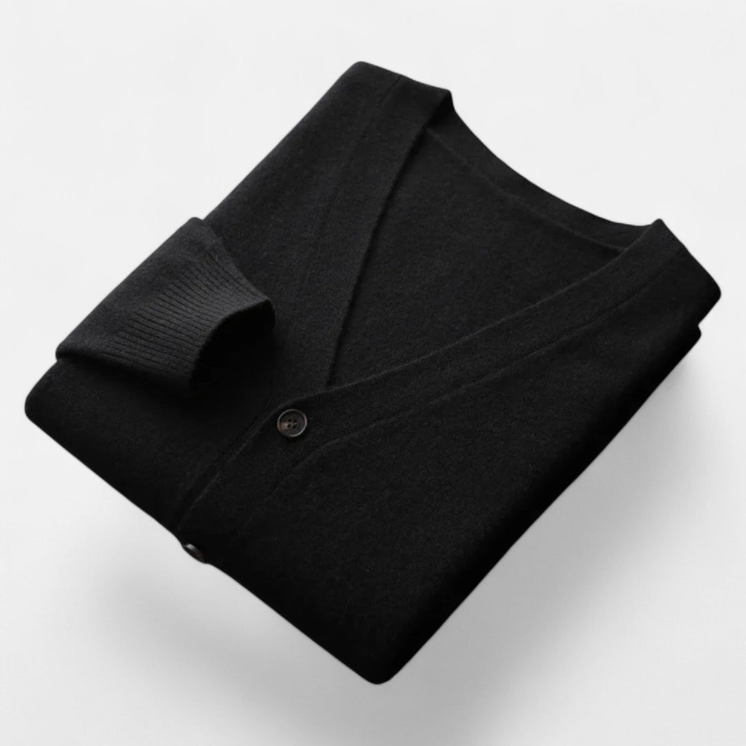 Men's loose V-neck cardigan in a classic knit for effortless layering and casual style.