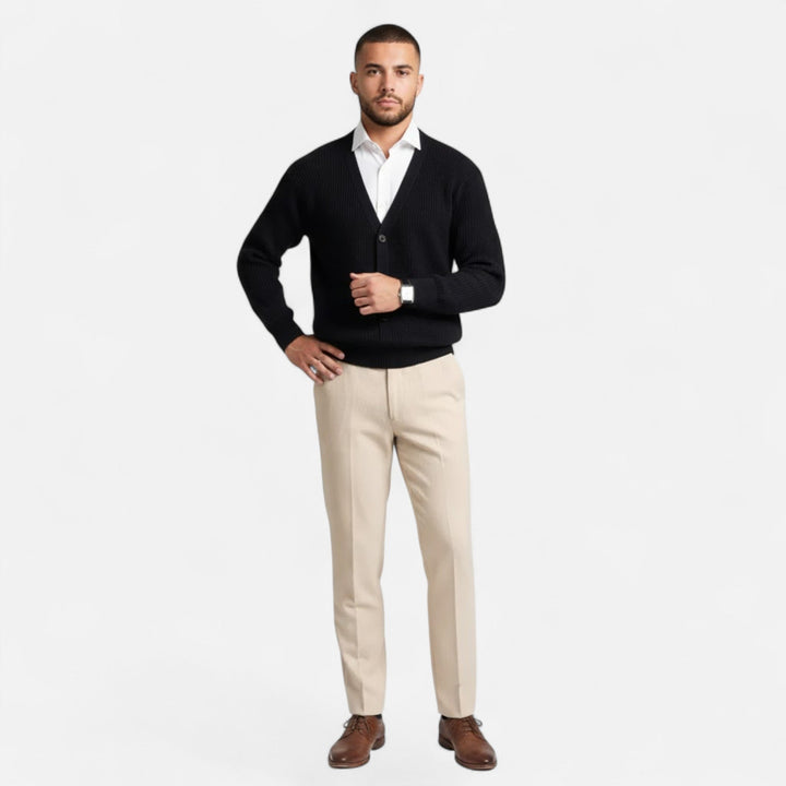 Comfortable men's loose fit V-neck cardigan, ideal for casual layering in autumn and winter.