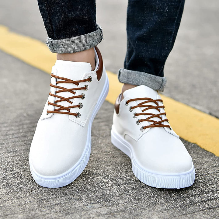 Detail shot of platform sole on men's everyday comfort sneakers, highlighting grip and cushioning.