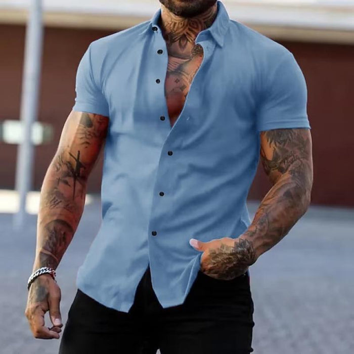 Men's casual wear: a fitted short sleeve shirt in a classic white.