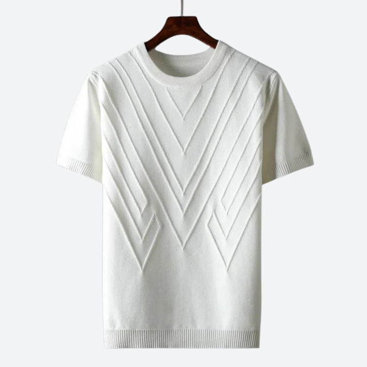 Comfortable men's luxury t-shirt with short sleeves, featuring a sleek design for versatile modern casual wear.