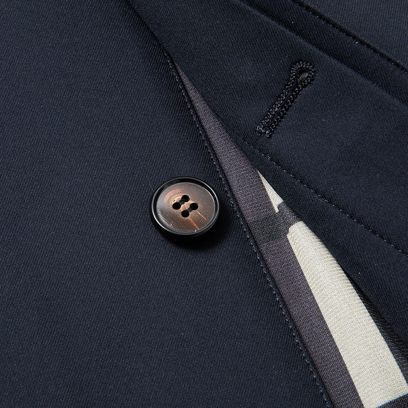 Stylish men's fall jacket: waterproof, zip front Harrington design
