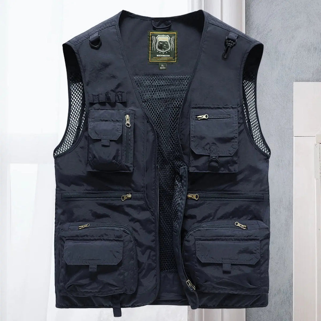 Adventure-ready men's vest: lightweight, multi-pocket design for fishing & travel essentials.