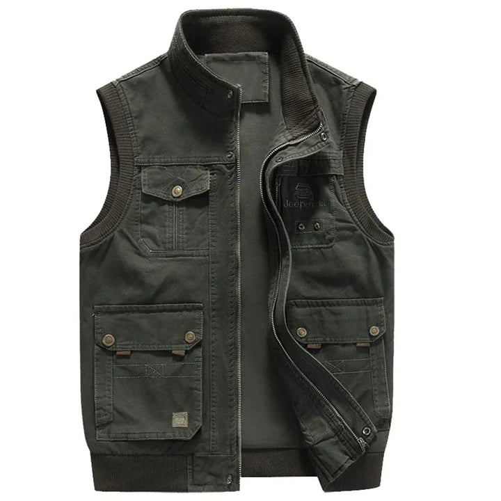 Durable men's outdoor utility vest. Multi-pocket design, perfect for hiking, fishing, and travel adventure gear.