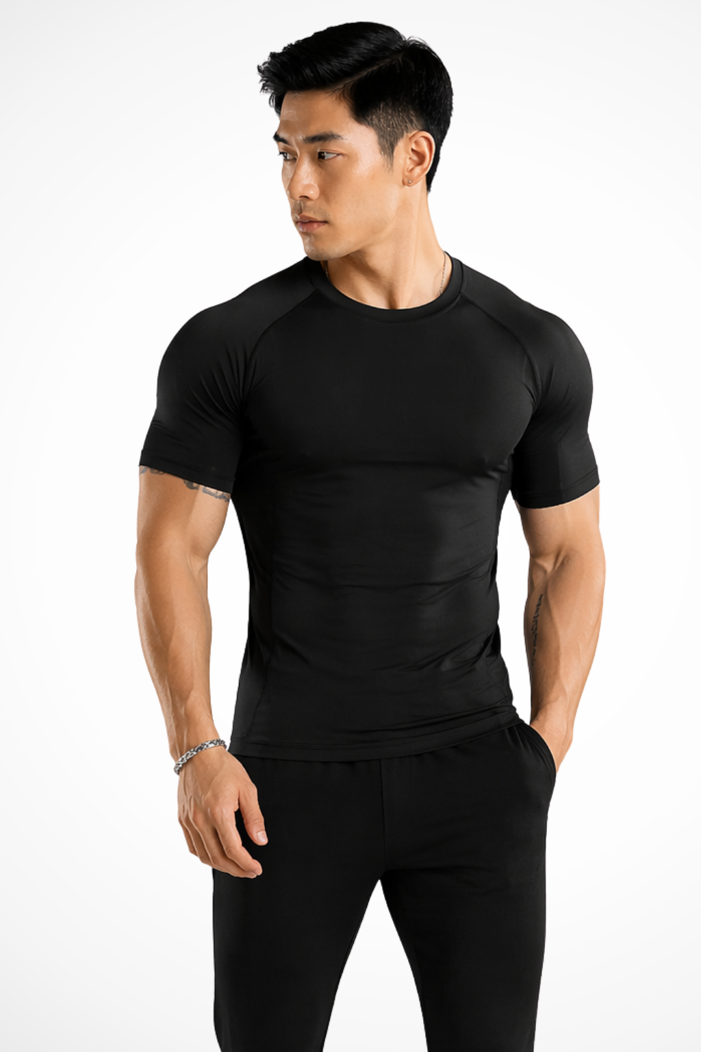 Stylish men's muscle fit crew neck t-shirt. Slim short sleeve top for a sleek look, perfect for gym or casual wear.