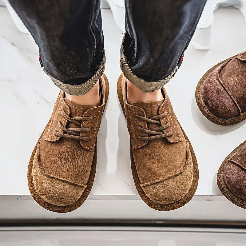 Everyday wear: Men's orthopedic dress shoes providing stylish comfort & support.