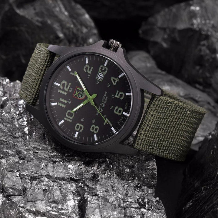 Versatile men's watch combining sporty style with essential outdoor and water-resistant features.