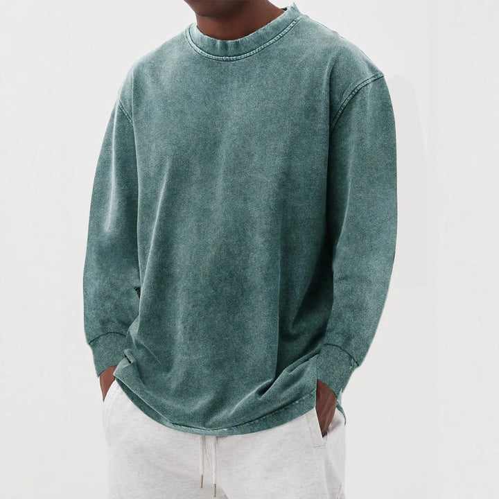 Comfortable men's relaxed fit sweater, ideal for everyday casual wear.
