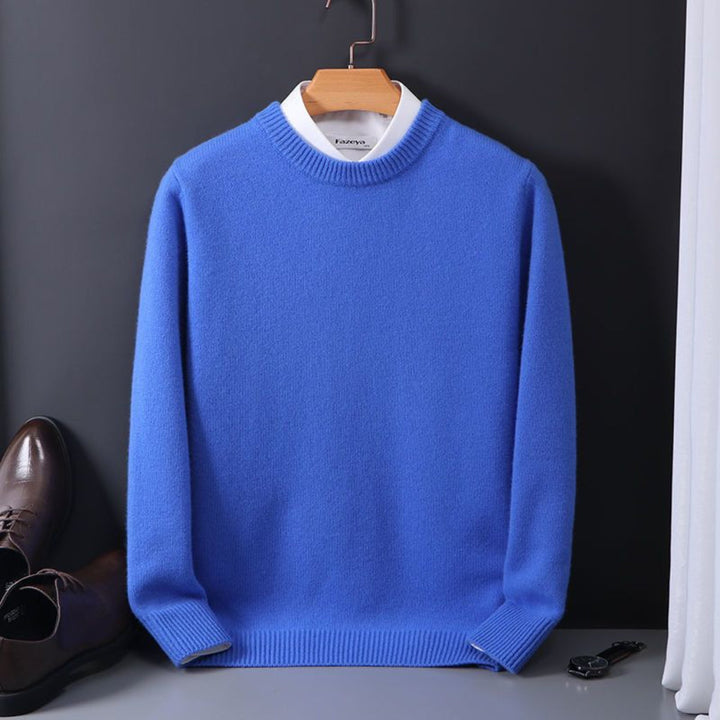 Men's ultimate comfort oversized knit pullover sweater. A stylish warm top for casual autumn & winter days.
