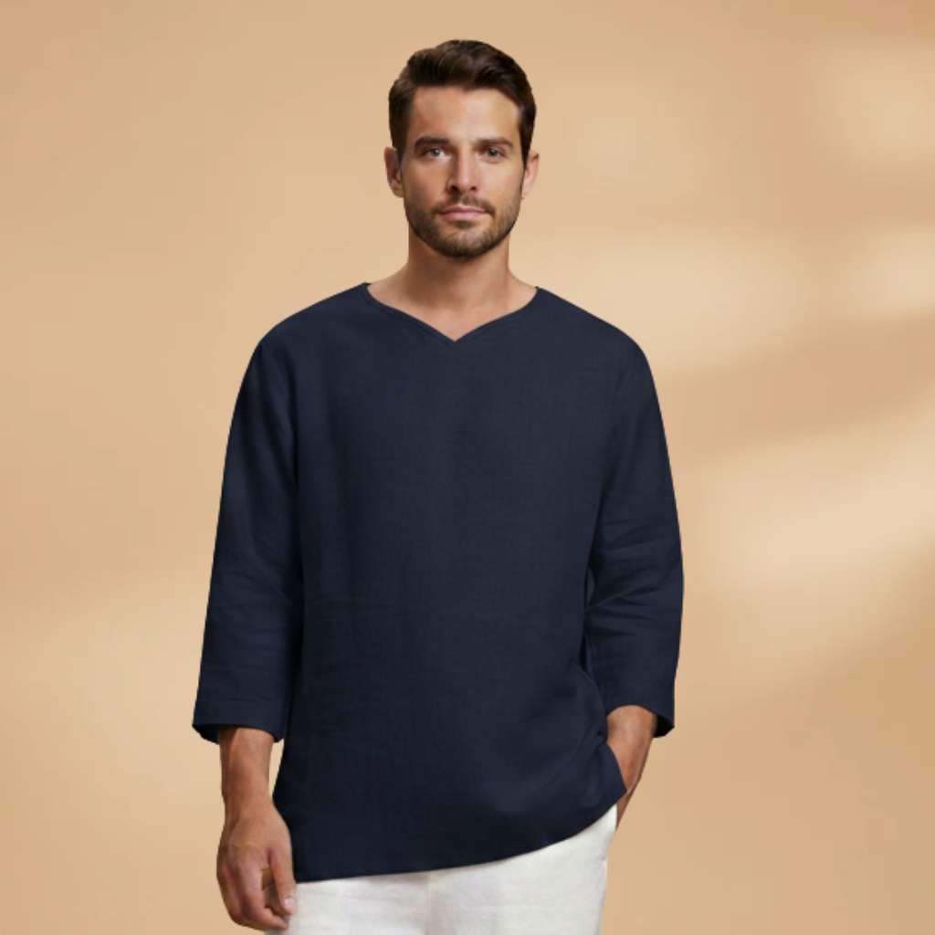 Men's casual oversized shirt. Relaxed fit, button closure, long sleeve. Versatile & comfortable everyday wear.