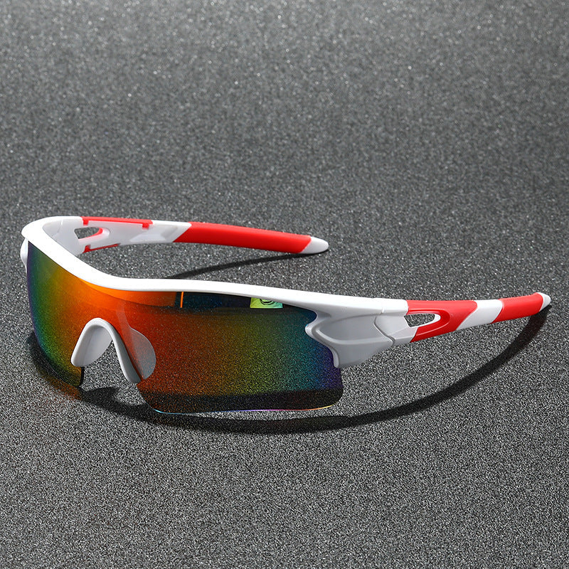 Cycling & running men's polarized sunglasses, offering essential UV protection for athletes.