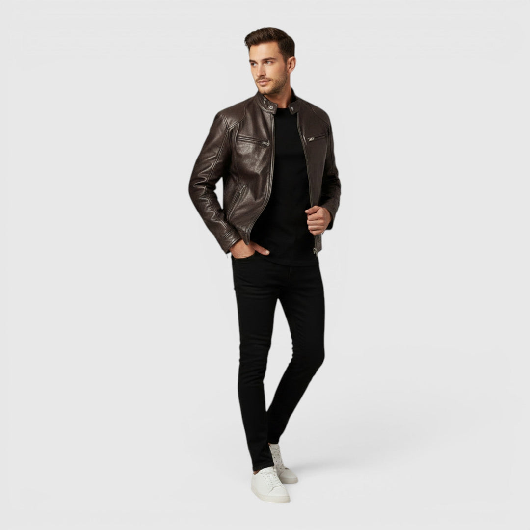 Stylish men's zip-front jacket, classic fit for ultimate everyday comfort.