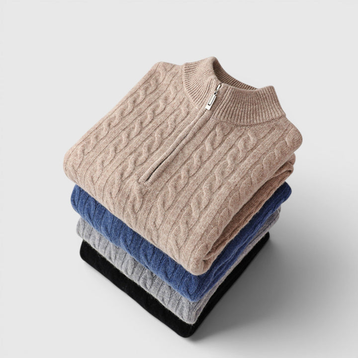 Men's warm half-zip pullover sweater, an essential long sleeve for autumn and winter comfort.