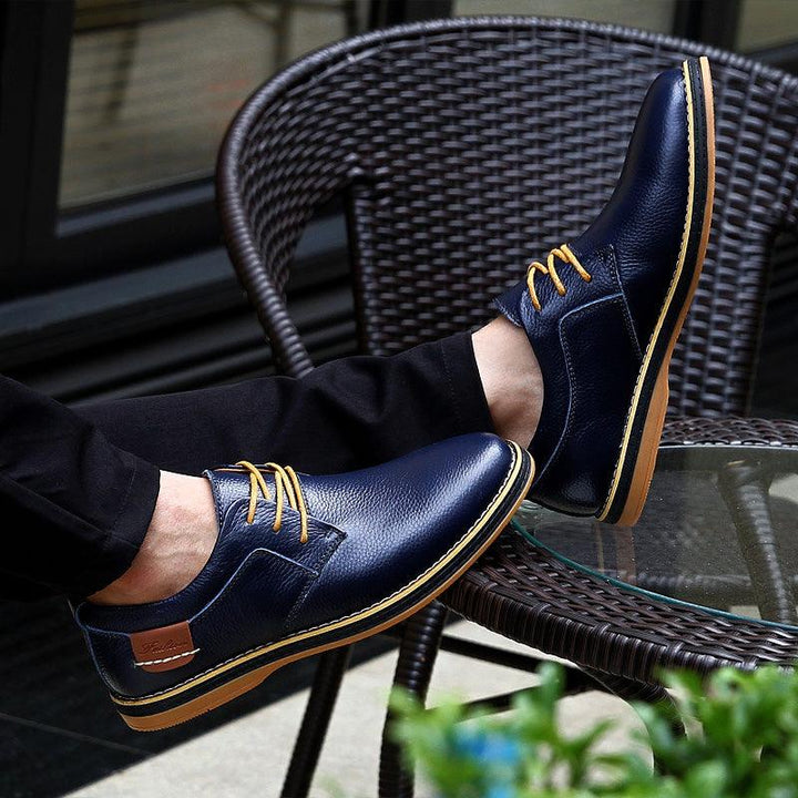 Men's premium Oxford dress shoes. Classic lace-up design, ideal for formal events, business attire & weddings.