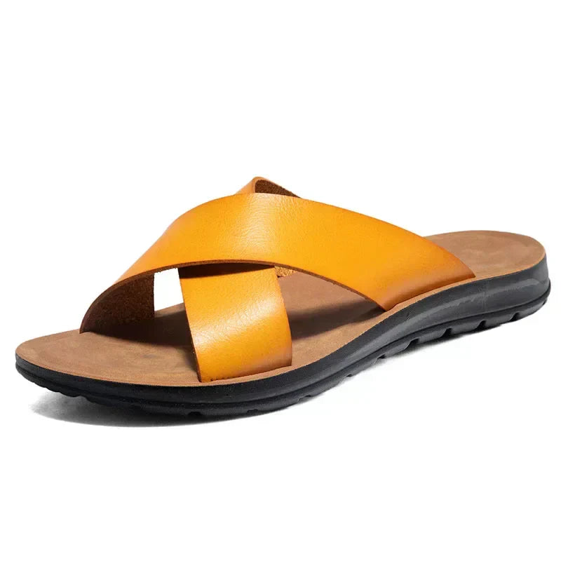 Comfortable men's casual slip-on sandals, perfect for summer outdoor activities and relaxation.
