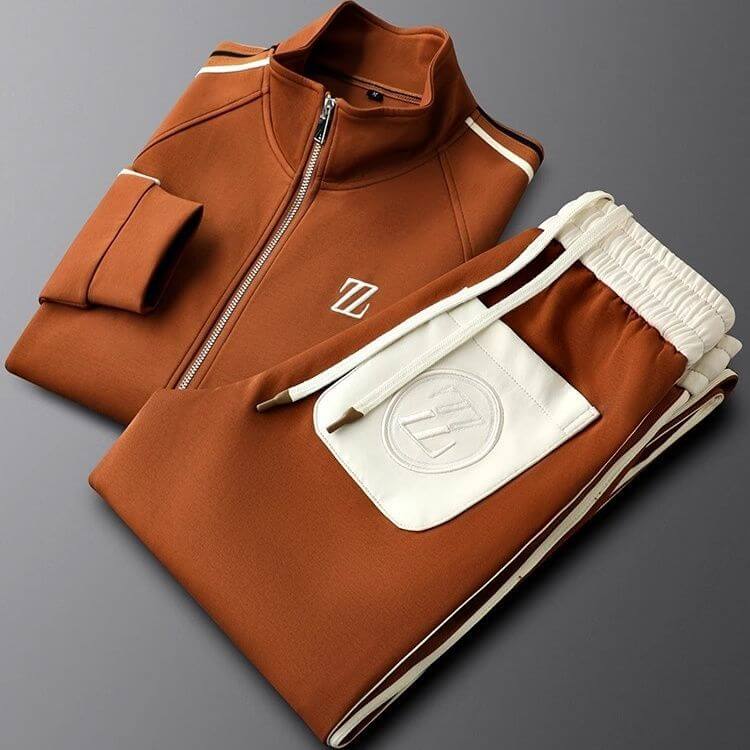 Fall fashion men's tracksuit set, breathable activewear ensuring comfort & style for winter days.