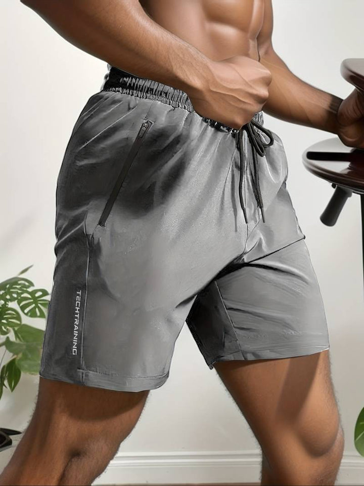 Versatile men's quick-dry shorts ideal for casual outings and travel, offering all-day comfort.