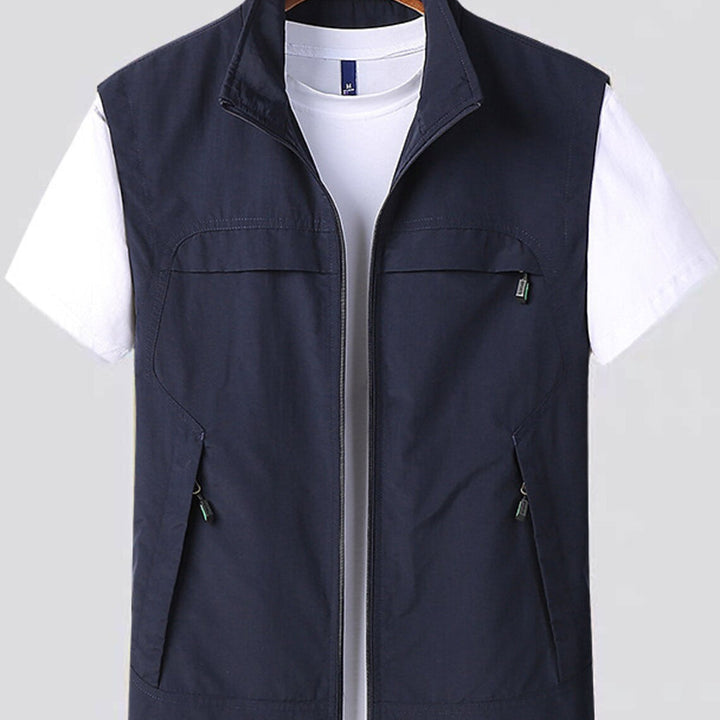 Men's quick-drying performance vest in a solid color, ideal for athletic fitness & active summer wear.