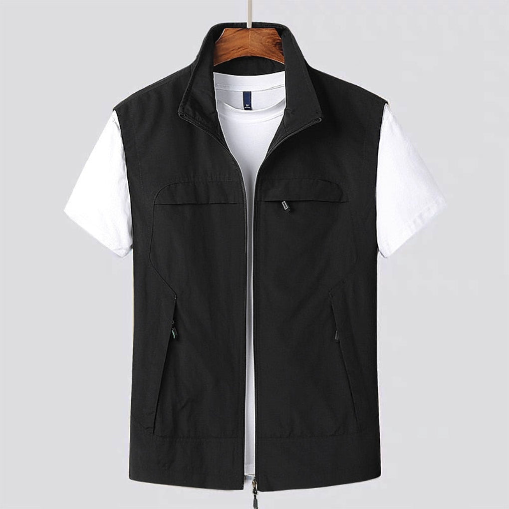 Sleeveless men's performance vest, lightweight & breathable activewear for fitness, running, or casual spring.
