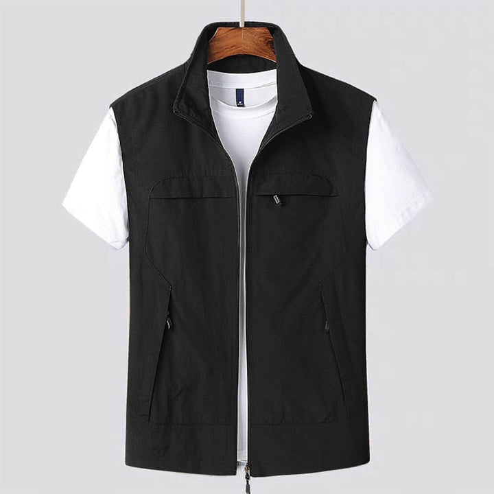 Sleeveless men's performance vest, lightweight & breathable activewear for fitness, running, or casual spring.