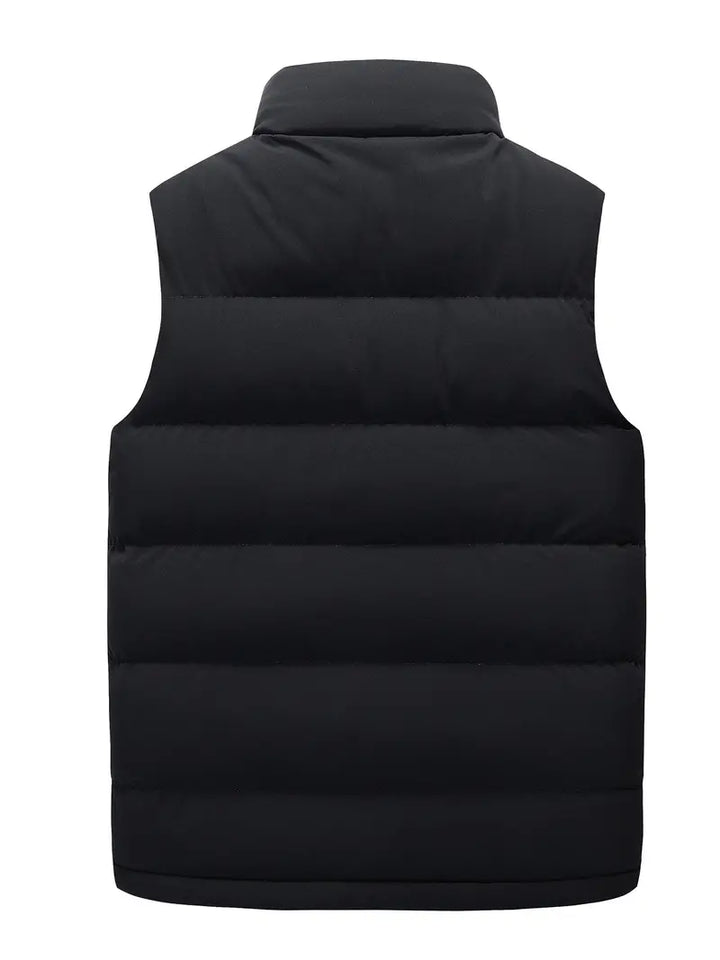 Practical men's lightweight quilted gilet featuring water-resistant design, perfect casual vest or outdoor bodywarmer.