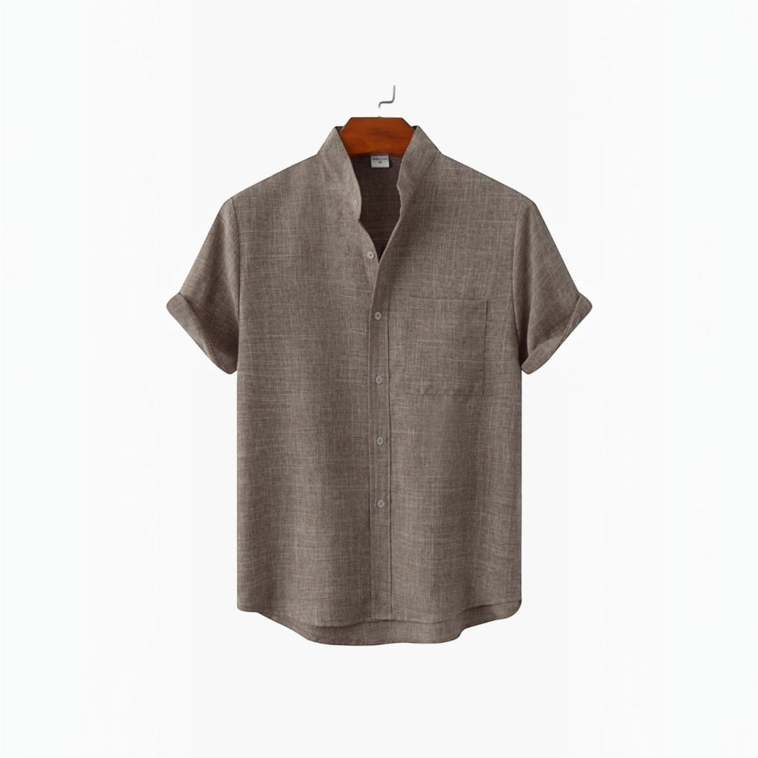 Breathable men's travel shirt, relaxed fit, perfect for summer adventures.