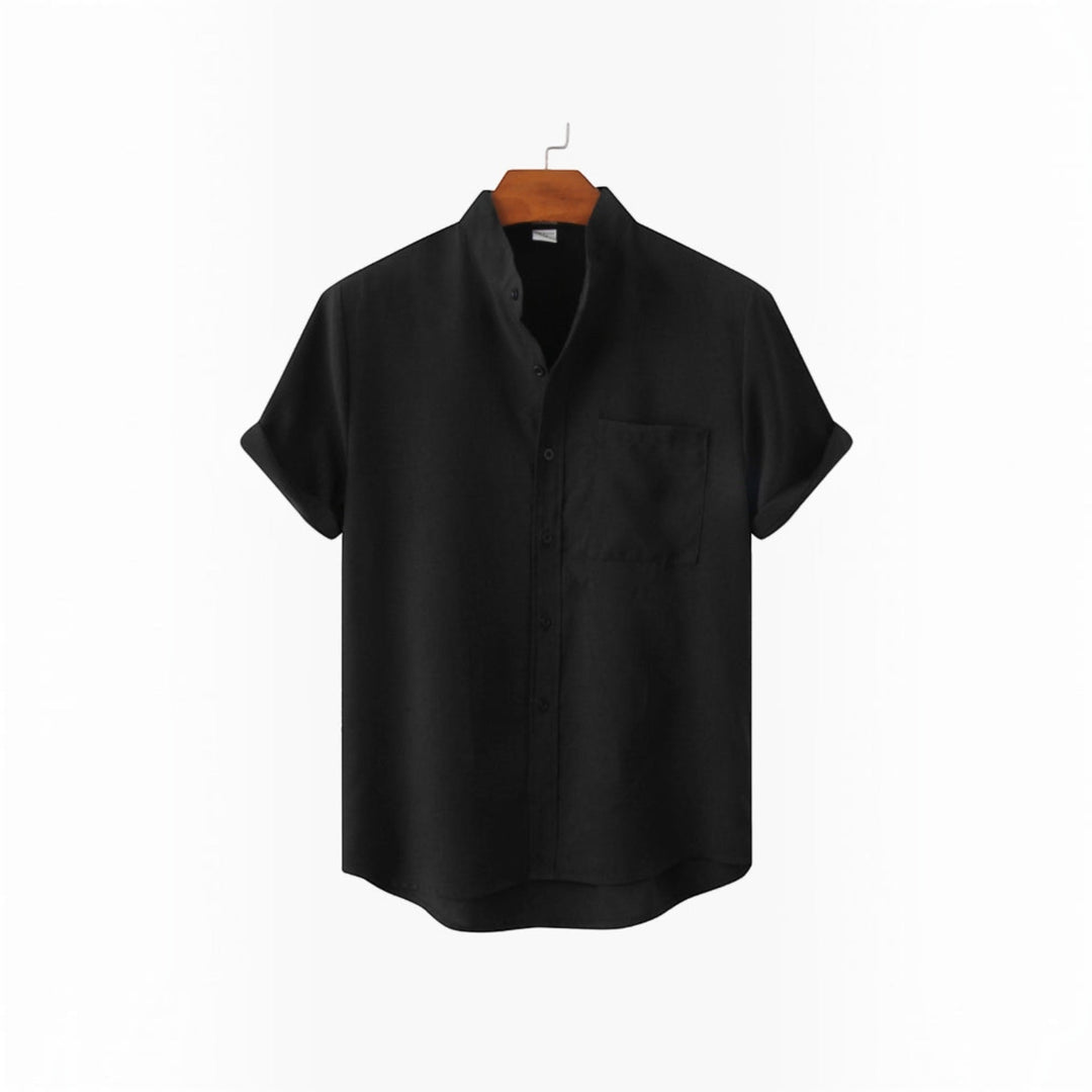 Men's summer vacation shirt, relaxed fit, breathable, stylish for beach or city.