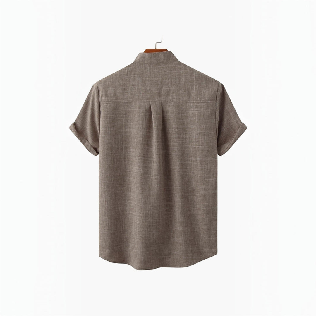 Stylish men's spring shirt, lightweight, relaxed fit, perfect for casual travel.
