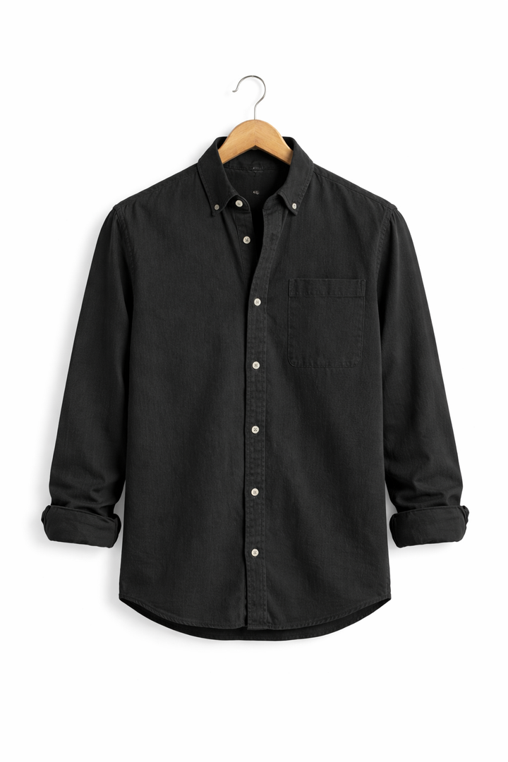 Stylish men's relaxed fit long sleeve button-front shirt, ideal for smart casual outfits.