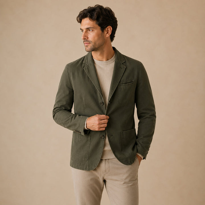 Men's relaxed fit casual blazer for smart casual style. Perfect for versatile men's fashion.
