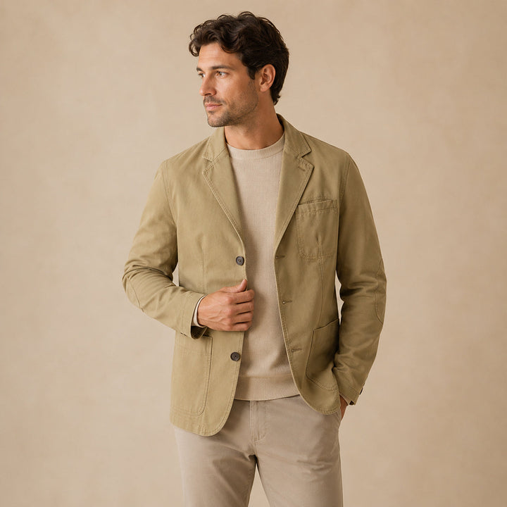 Versatile men's relaxed fit blazer, ideal for business casual, weekend wear & layering.