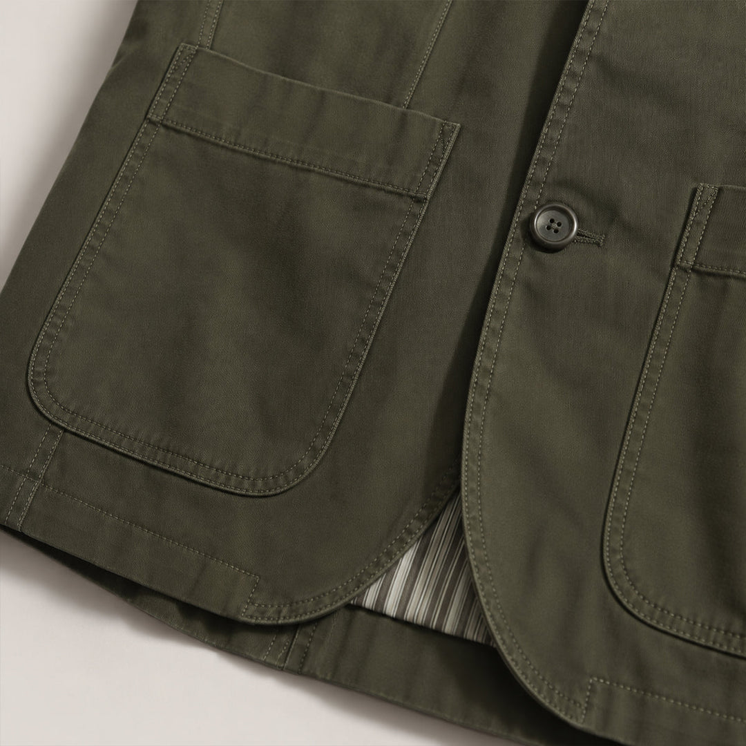 All-season men's relaxed fit casual blazer, great for layering & versatile smart casual outfits.