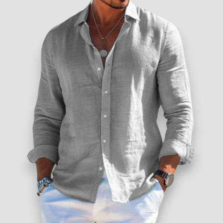 Relaxed fit men's casual summer shirt, short sleeve, ideal for warm weather comfort & versatile everyday style.