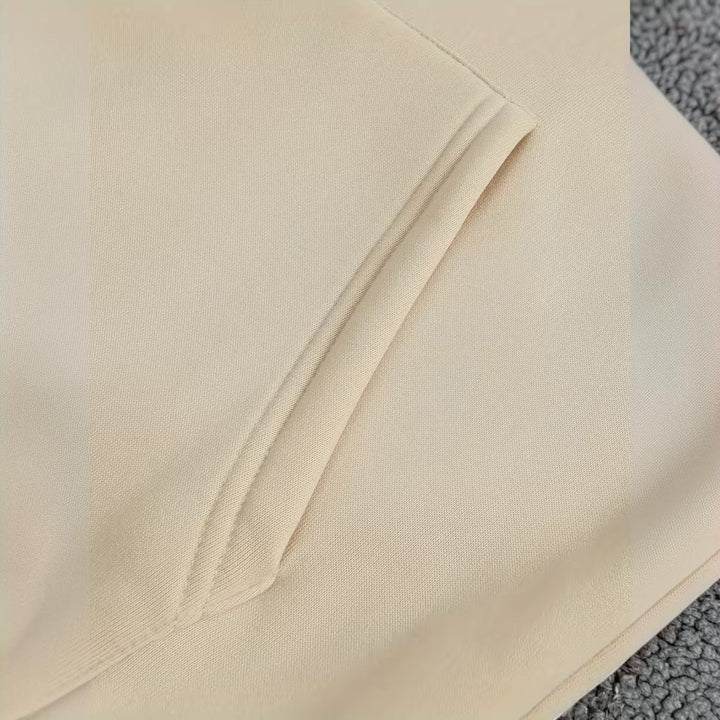 Men's everyday hooded pullover, combining comfort & relaxed fit for versatile wear.