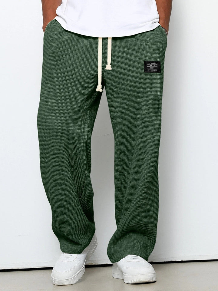 Men's relaxed fit casual trousers with a straight leg for easy, everyday style.