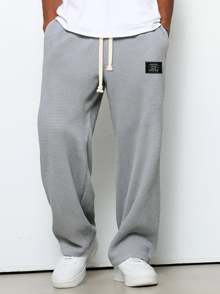 Casual men's straight leg trousers in a relaxed fit for ultimate everyday comfort.