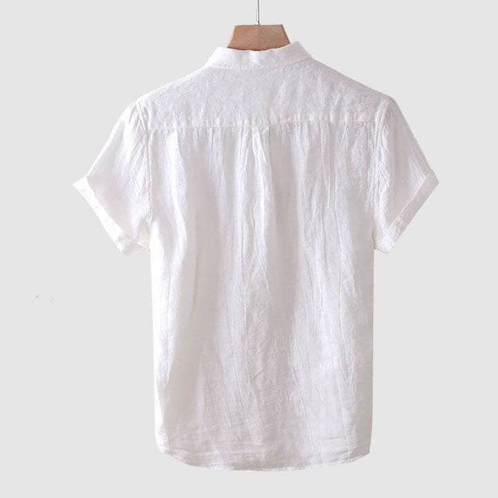 Breathable men's crinkle short sleeve top, relaxed fit, ideal lightweight shirt for a casual summer look.